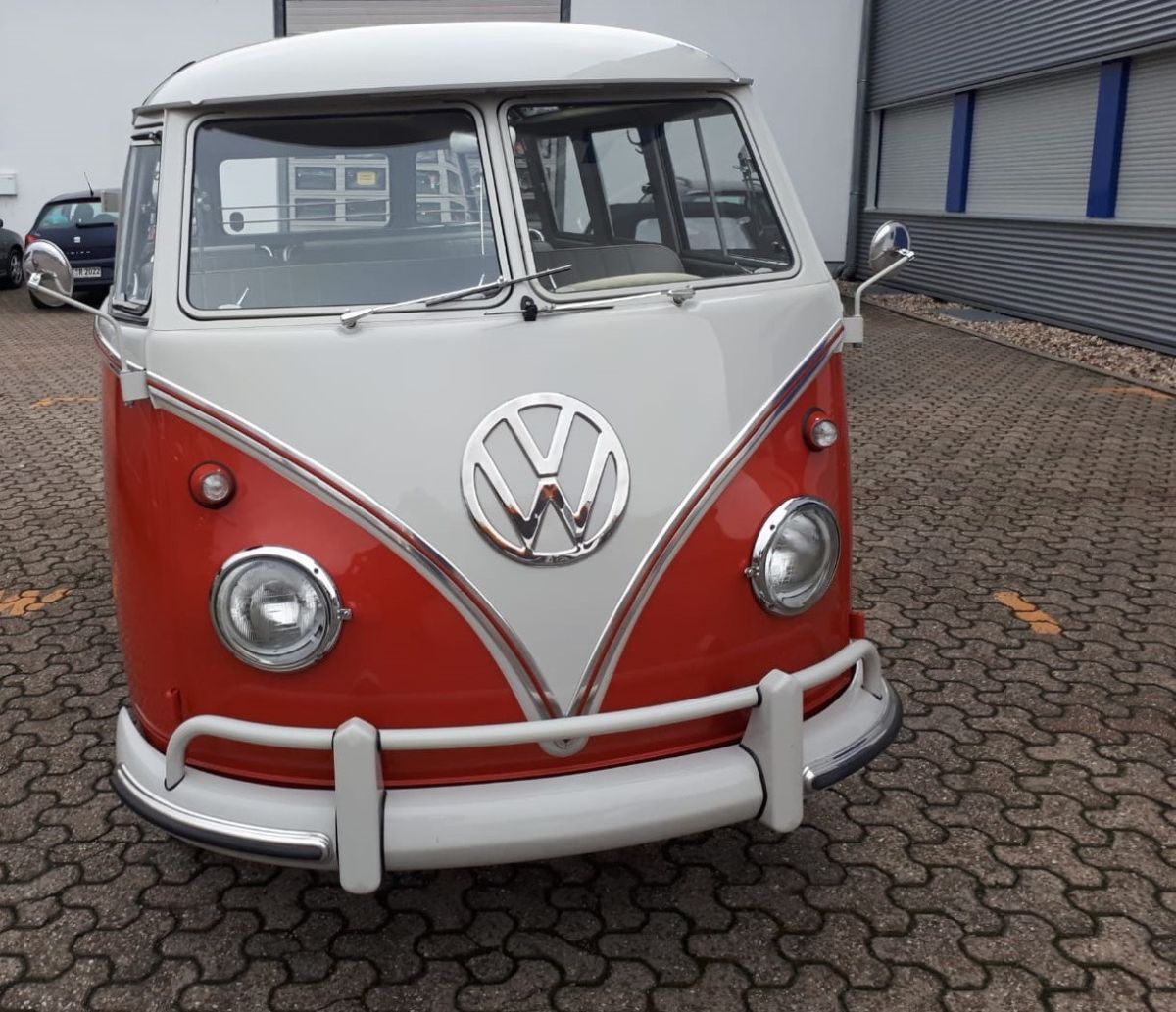   Volswagen  T1 Samba 23 windows Concourse Van  