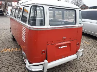 Foto 3 di 14:   Volswagen  T1 Samba 23 windows Concourse Van  