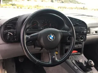Foto 3 di 7: BMW M3  