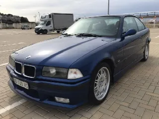 Foto 4 di 7: BMW M3  