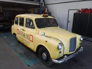 Foto 2 di 14: AUSTIN FX4 Austin FX4 Taxi 