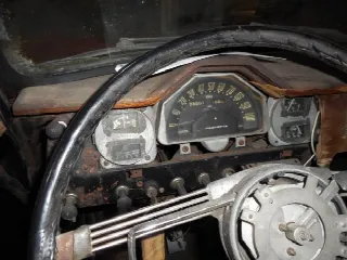 Foto 3 di 9: MG Magnette 