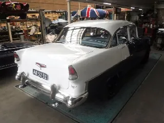 Foto 4 di 12: CHEVROLET Bel-Air Sedan 