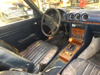 Foto 6 di 15: MERCEDES-BENZ SL(1971-1989) 380 SL blue