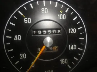 Foto 4 di 16: MERCEDES-BENZ SL(1971-1989) 450SL ''76