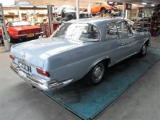 Foto 25 di 29: MERCEDES-BENZ 220 SE Coupè