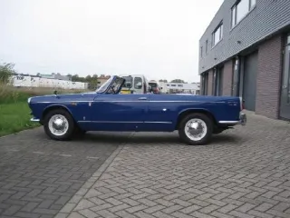 Foto 10 di 19: LANCIA Appia Cabrio restored