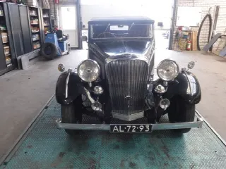 Foto 6 di 46: BROUGH Superior RHD Hudson