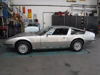 Foto 9 di 29: MASERATI Indy(1969-1974) 4.9 ltr silver