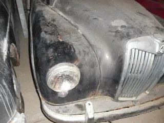 Foto 6 di 9: MG Magnette 