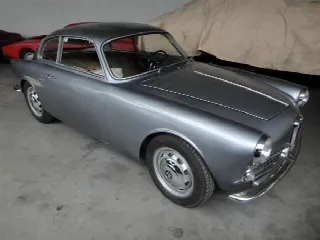 Foto 20 di 28: ALFA ROMEO Giulietta Sprint Veloce