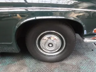 Foto 23 di 61: JAGUAR 420G no. 7776