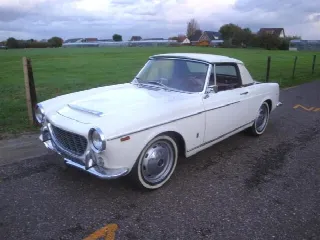 Foto 14 di 24: FIAT 1500 O.S.C.A. spider 