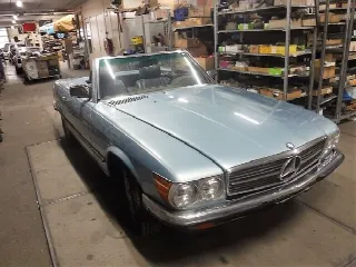 Foto 6 di 29: MERCEDES-BENZ 280 SL type W107 blue