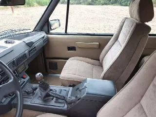 Foto 4 di 7: LAND ROVER Range Rover (1970-) 3.9 EFi 