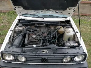 Foto 6 di 6: Volkswagen Golf GTD 