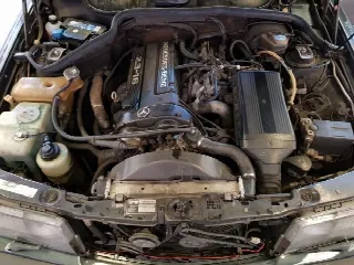 Foto 5 di 5: MERCEDES-BENZ 190 E 