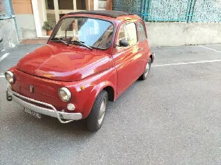 Foto 2 di 5: FIAT 500 L  