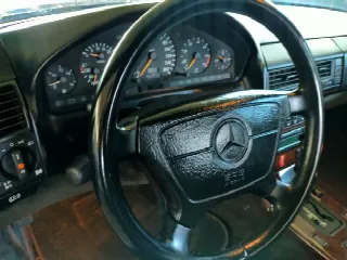 Foto 10 di 16: MERCEDES-BENZ 500SL 500 