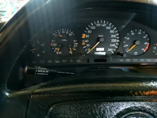 Foto 12 di 16: MERCEDES-BENZ 500SL 500 