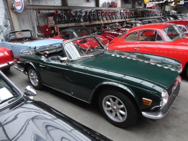 TRIUMPH TR6 PI perfect