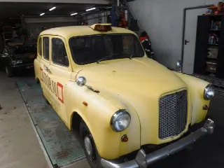 Foto 7 di 14: AUSTIN FX4 Austin FX4 Taxi 