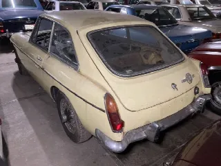 Foto 11 di 12: MG B GT to restore ''70
