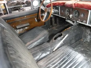 Foto 8 di 18: JAGUAR XK 150 Jaguar XK 150 Coupé black to restore