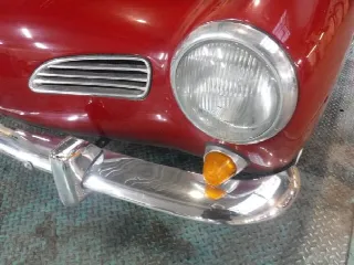 Foto 26 di 50: Volkswagen Karmann Ghia Red