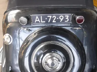 Foto 25 di 46: BROUGH Superior RHD Hudson