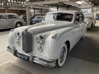 Foto 10 di 29: JAGUAR MkVII no. 734506