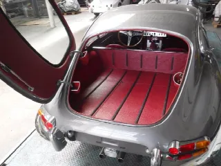 Foto 26 di 46: JAGUAR E-Type SI (1961-1968) 1962