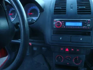 Foto 7 di 21: Volkswagen Lupo 
