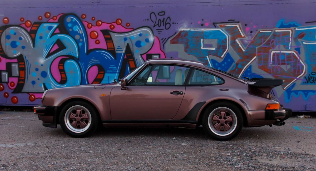PORSCHE 911 930 