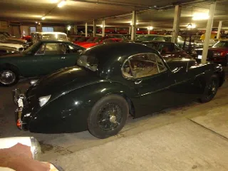 Foto 12 di 21: JAGUAR XK 120 Coupe