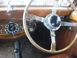 Foto 18 di 46: BROUGH Superior RHD Hudson