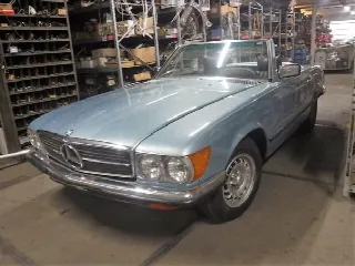 Foto 8 di 29: MERCEDES-BENZ 280 SL type W107 blue