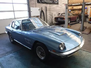 Foto 33 di 33: MASERATI Mistral(1963-1970) 4 ltr Coupe