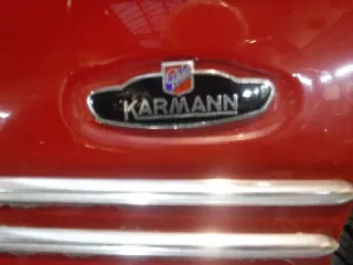Foto 36 di 50: Volkswagen Karmann Ghia Red