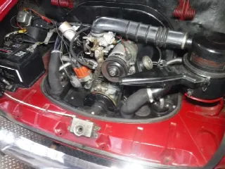 Foto 42 di 50: Volkswagen Karmann Ghia Red