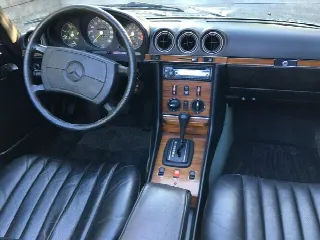 Foto 4 di 7: MERCEDES-BENZ SL(1971-1989) SL-380