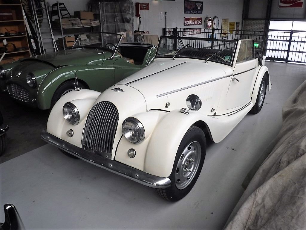 MORGAN Plus 4 DHC