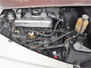 Foto 21 di 31: MORGAN Plus 4 DHC