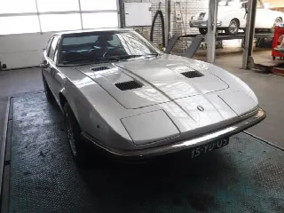 Foto 17 di 29: MASERATI Indy(1969-1974) 4.9 ltr silver