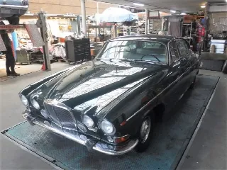 Foto 37 di 61: JAGUAR 420G no. 7776
