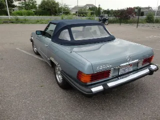 Foto 11 di 32: MERCEDES-BENZ SLC(1971-1981) 450 SL W107  roadster.47104