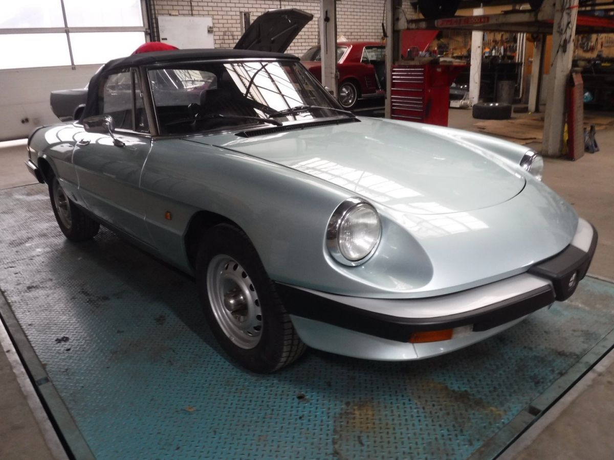 ALFA ROMEO Spider 2.0 