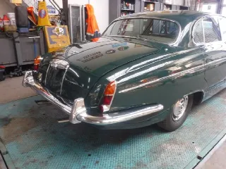Foto 47 di 61: JAGUAR 420G no. 7776