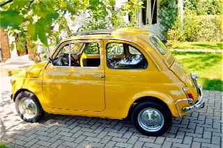 Foto 1 di 10: FIAT 500 L    