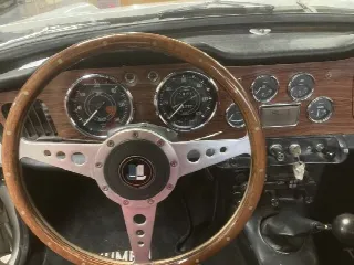 Foto 11 di 40: TRIUMPH TR4 A surrey 